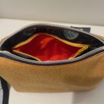 Kleine gele tas, oker