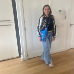 Speels blauw met verstelbare riem