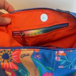 Speels blauw met verstelbare riem