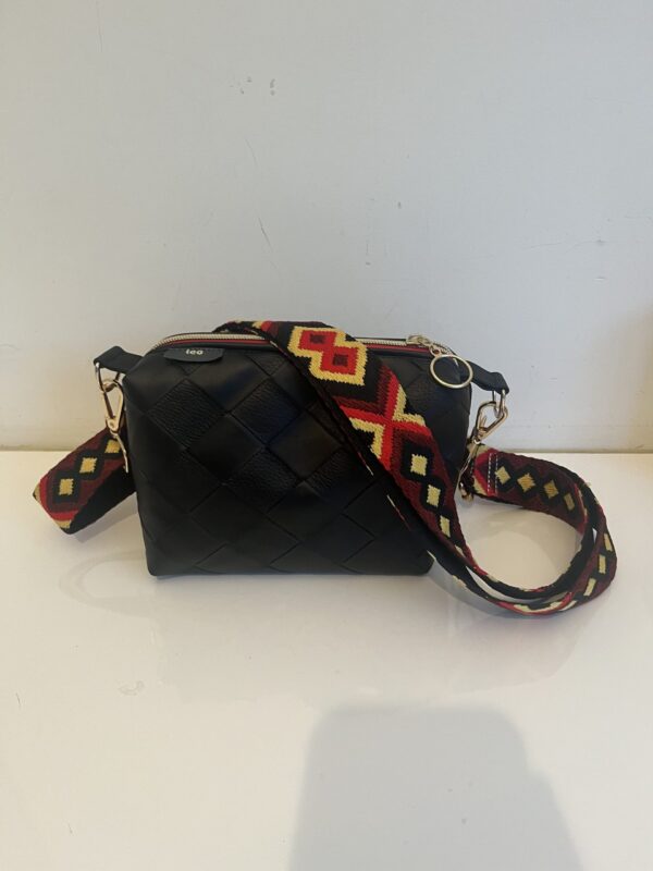 Classic met vrolijke riem