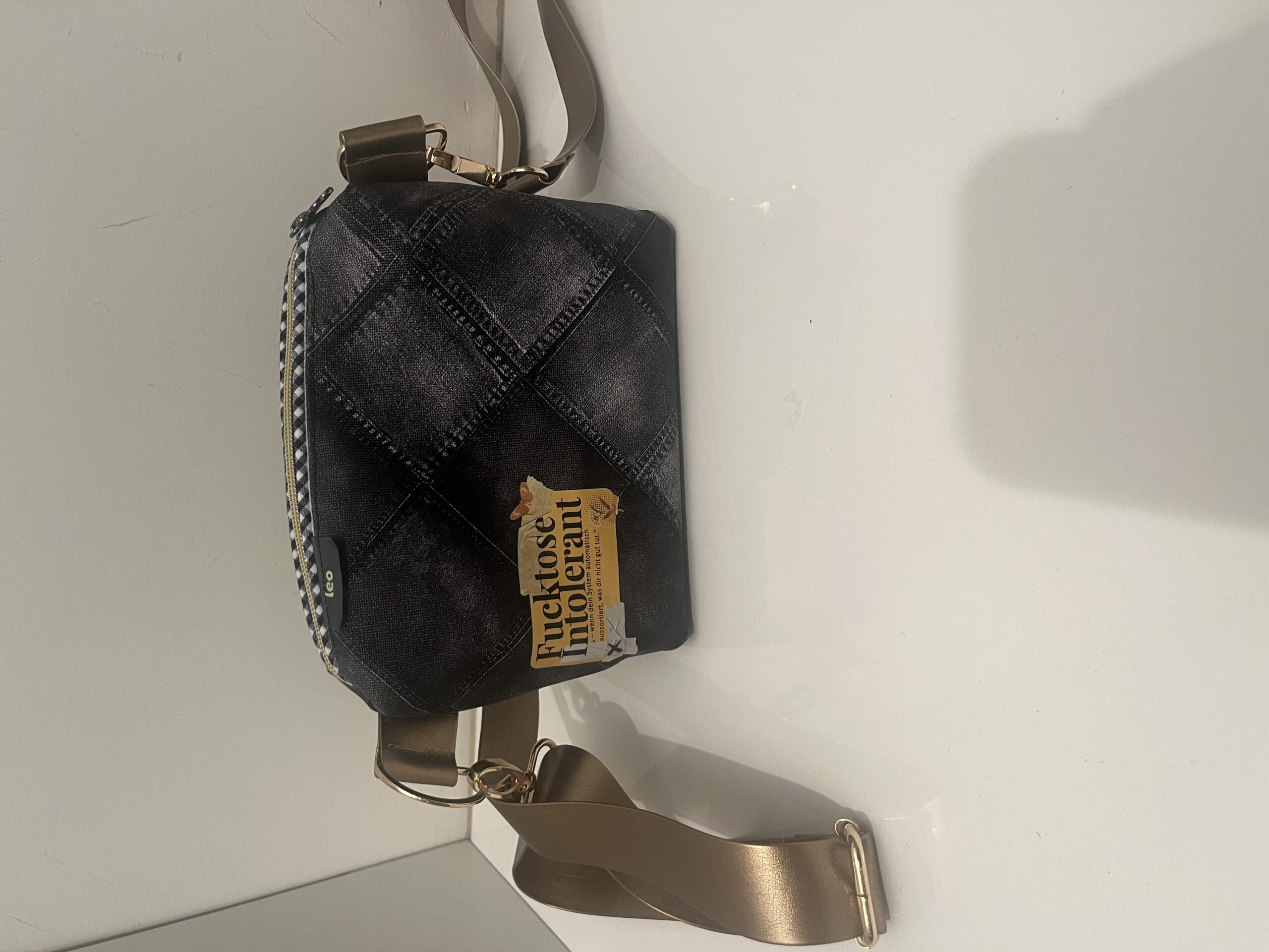 Stoer met afbeelding