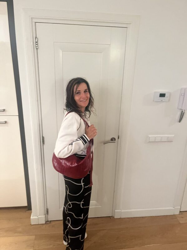 Bordeaux rood krokodil