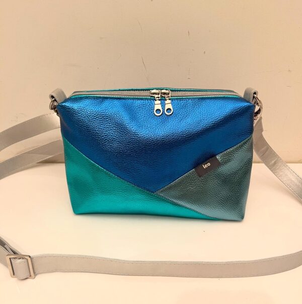 Crossbody Nale blauw maat M   45 euro