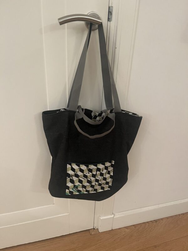 Shopper, twee kanten draagbaar , 20 euro