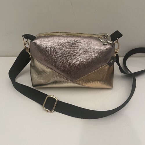 IMG_4605 Crossbody Nale Bronze maat S 35 euro