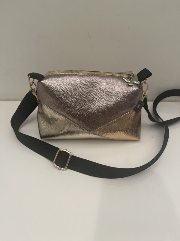 Crossbody Nale Bronze maat S 35 euro