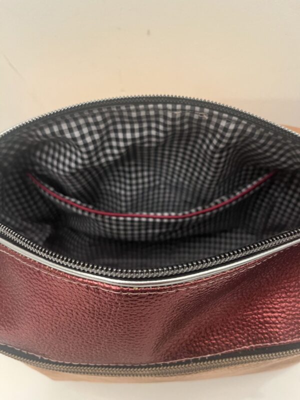 Crossbody Nale rood maat L 45euro