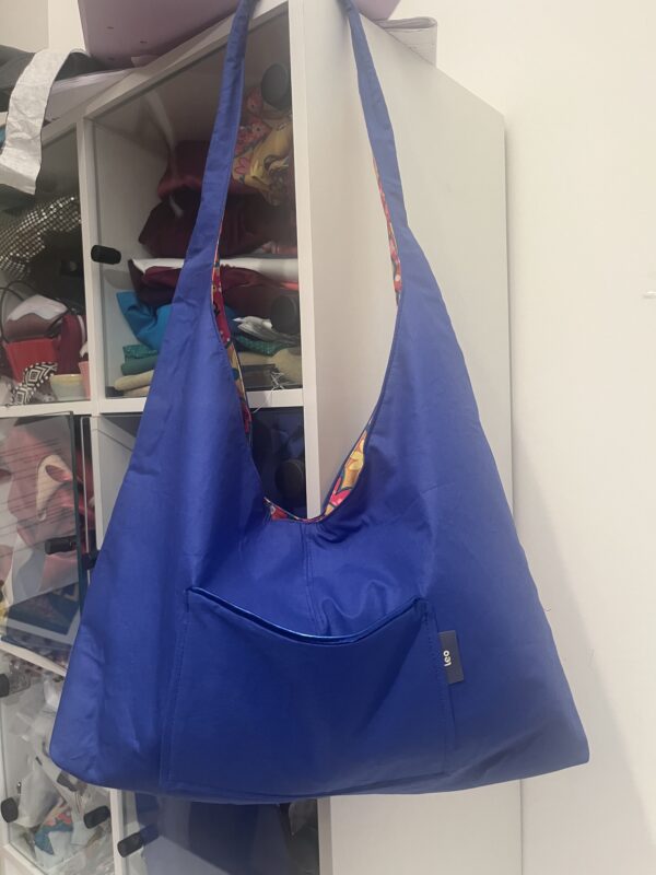 Shopper Blue, twee kanten draagbaar