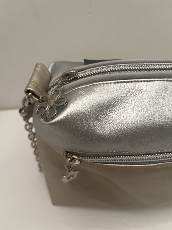 Silver en goud met gele binnenkant