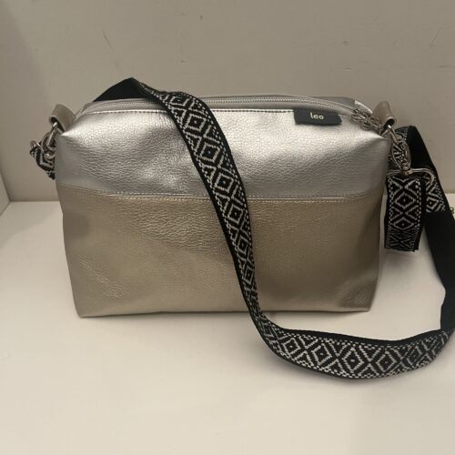 Silver en goud met gele binnenkant