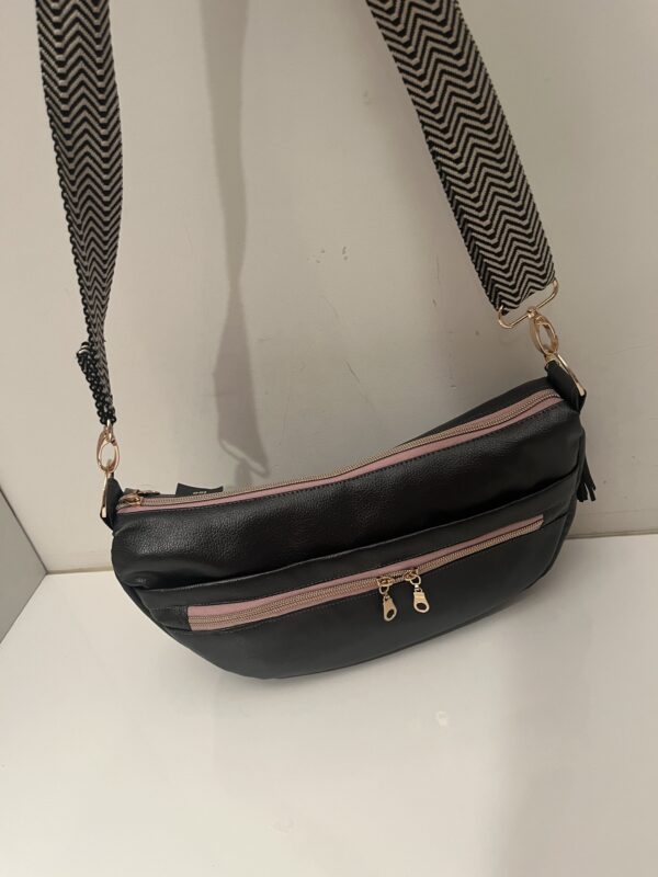 Grijs en roze croissant bag