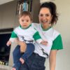Moeder en dochter shirt vrolijk met teckel