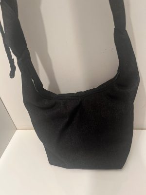 Stoere zwarte crossbody klein